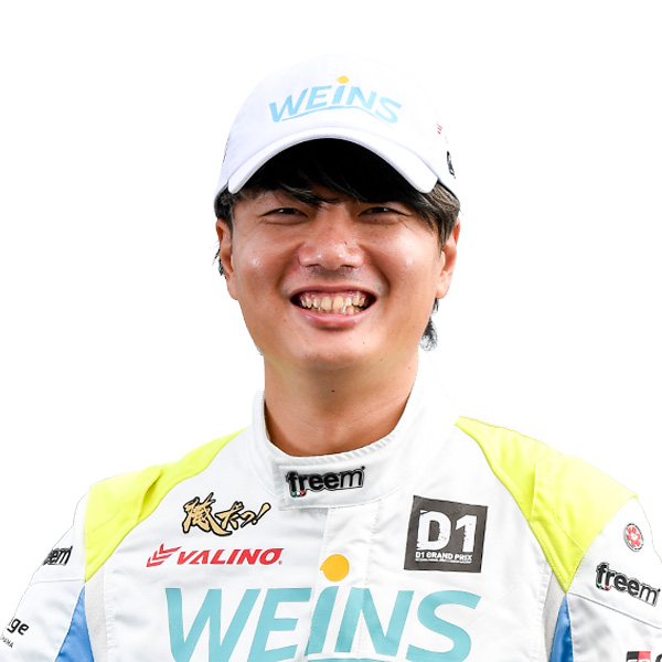 <strong>山中 真生</strong><br>ウエインズトヨタ神奈川 × 俺だっ！ レーシング<br><br><a href="https://x.com/MaopoYmanaka" target="_blank" rel="noreferrer noopener"><img decoding=